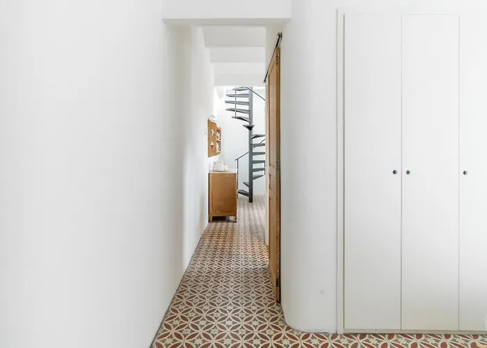 White Penthouse شقة